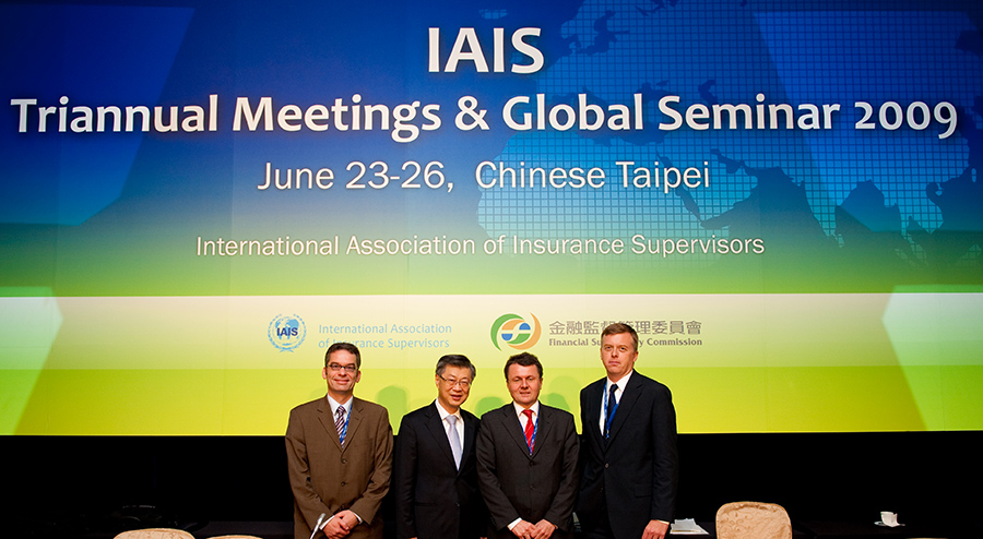 民國98年IAIS委員會議及全球研討會暨簽署IAIS MMoU
